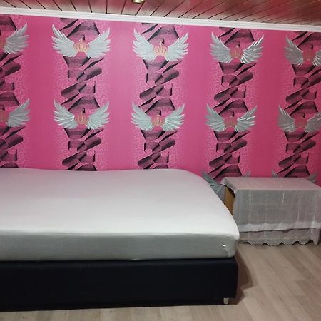 Ferienwohnung In Friedberg Fuer Max 9 Personen Im Ug Kültér fotó